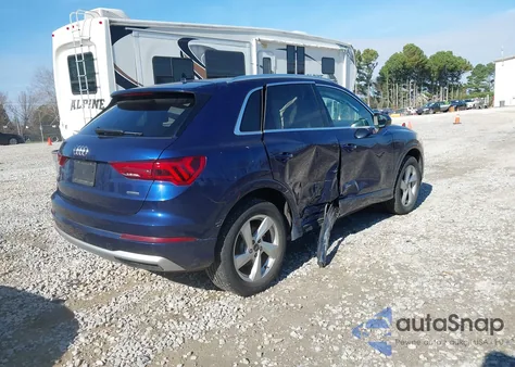 2021 Audi Q3 Premium 40 Tfsi Quattro Tiptronic z USA, uszkodzony, nr VIN WA1AUCF3XM1058591